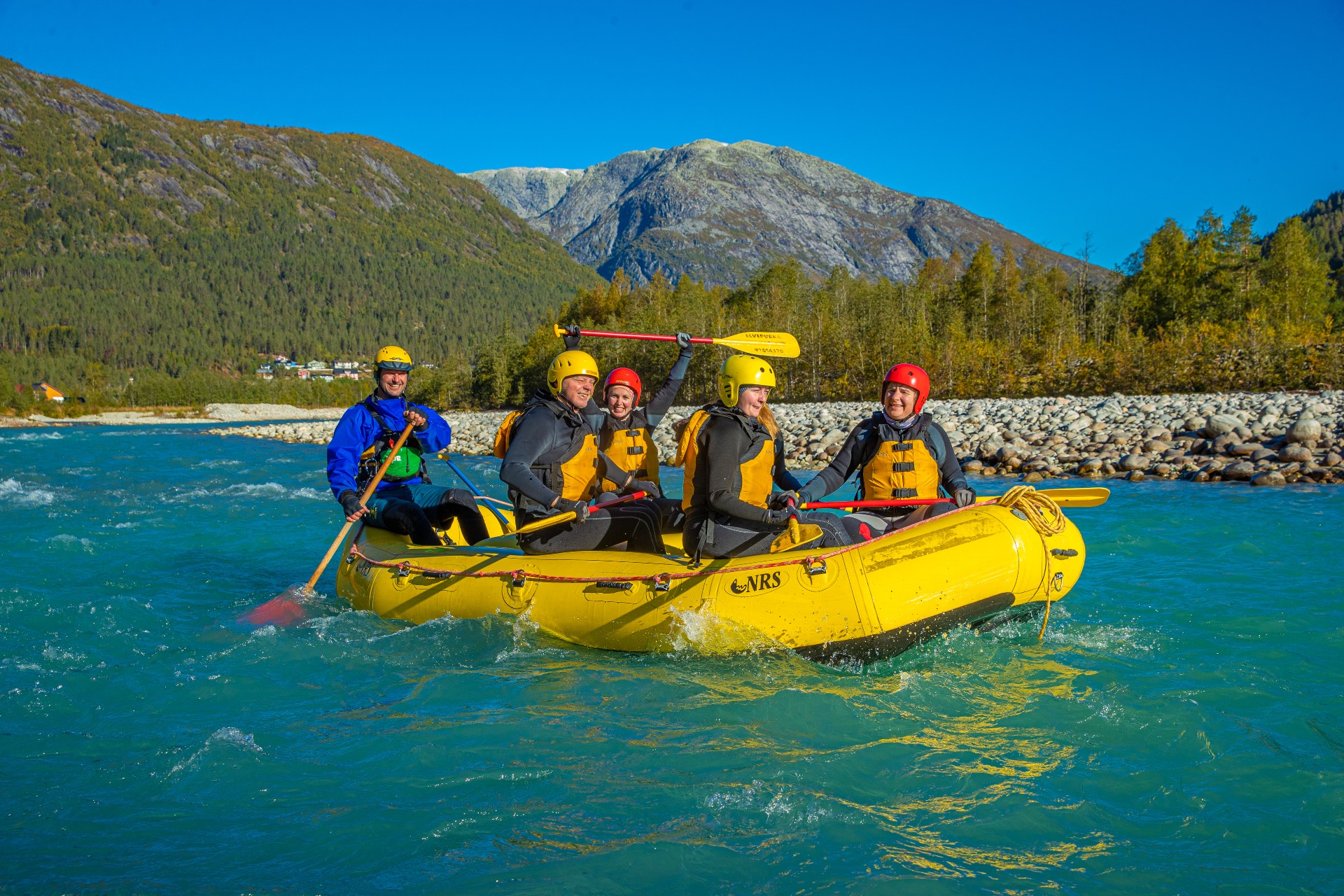 Rafting i breelva Foto Håvard Nesbø