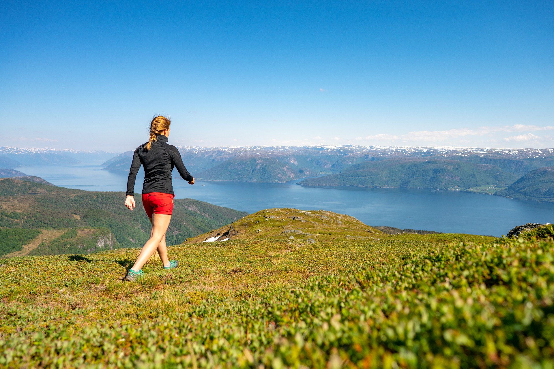 Vandring Høyanger Foto Vegard Aasen VERI Media